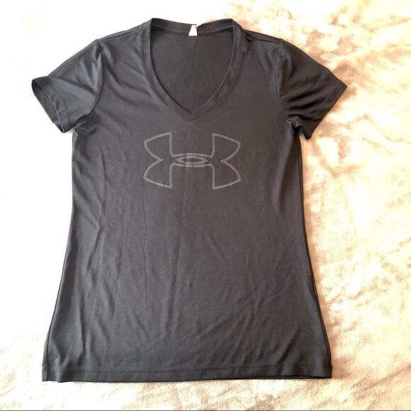 UNDER Armour v-neck  activewear t-shirt size XS - Picture 1 of 3